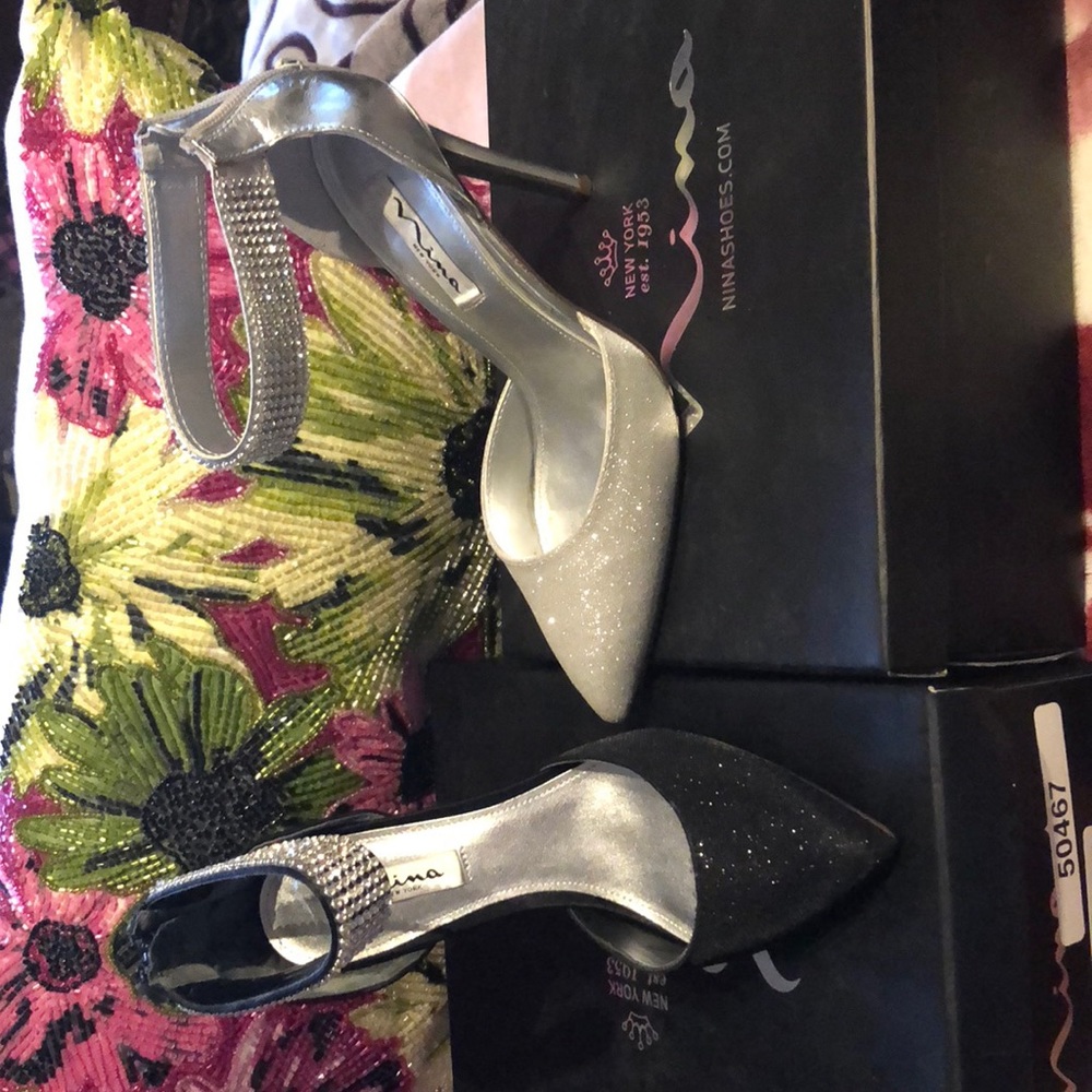Nina sparkle heels in silver and black